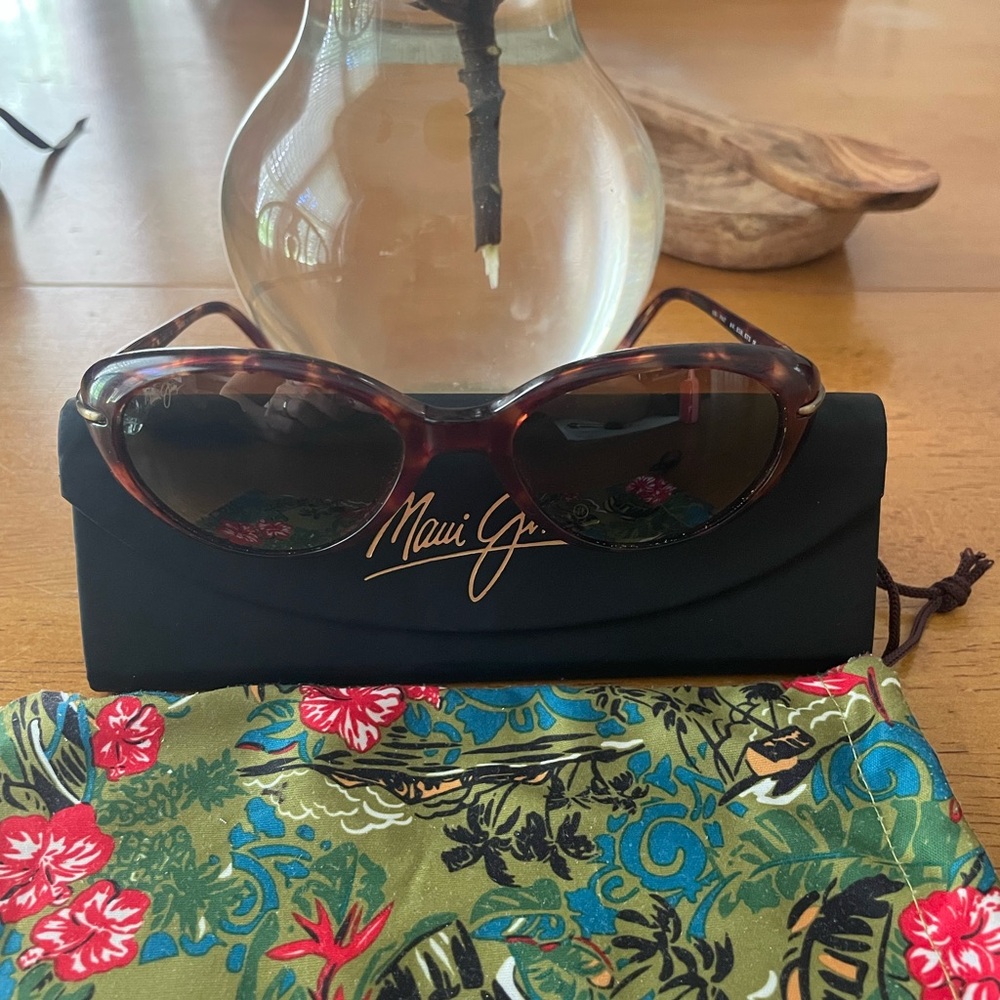 MAUI JIMS MJ-147-10 POLARIZED BROWN TORTOISE VINTAGE SUNGLASSES